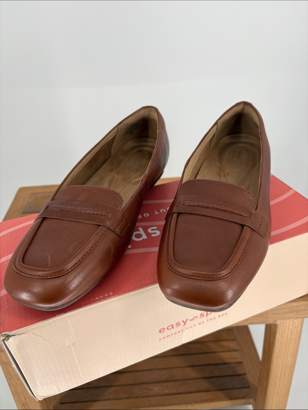 New Easy Spirit Women's Chestnut Brown Penny Loafers size 8.5 M retail $99 - Picture 6 of 7